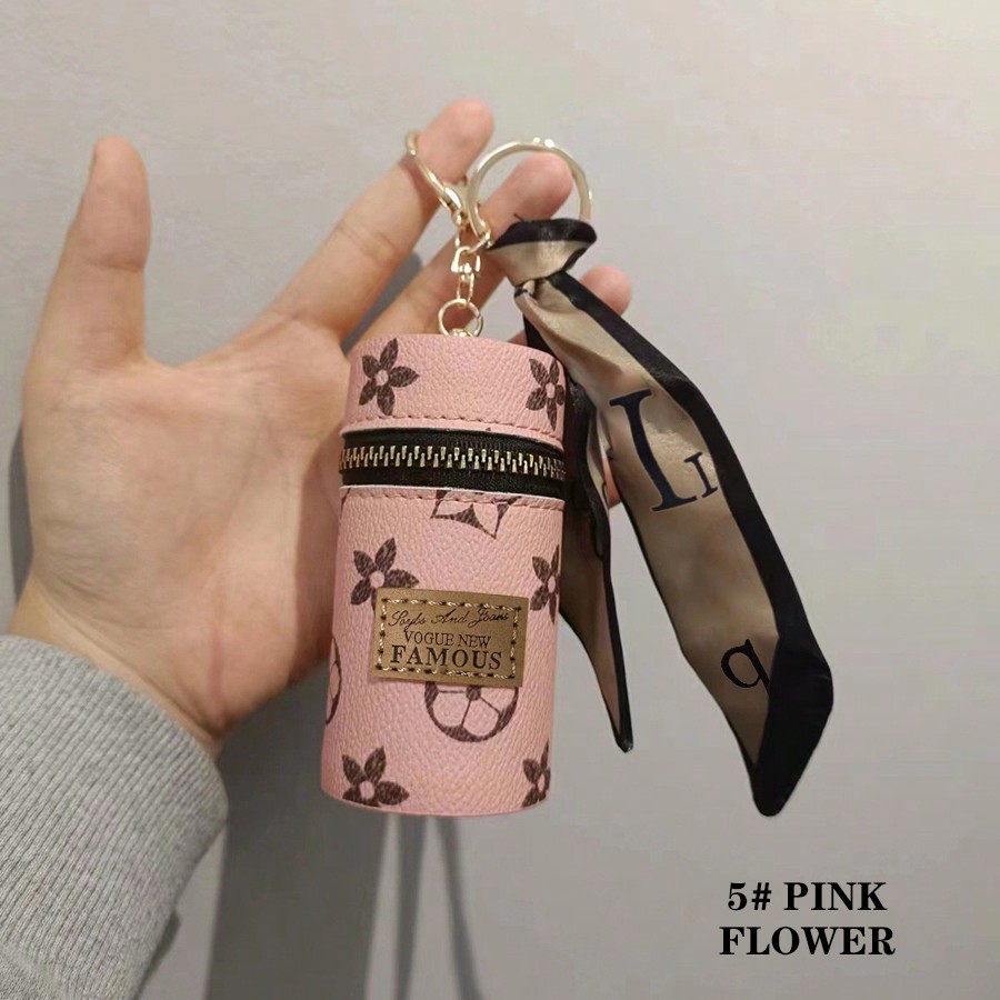 1pc Stylish Cylindrical Lipsti - Monogram Keychain Leather 评论和价格