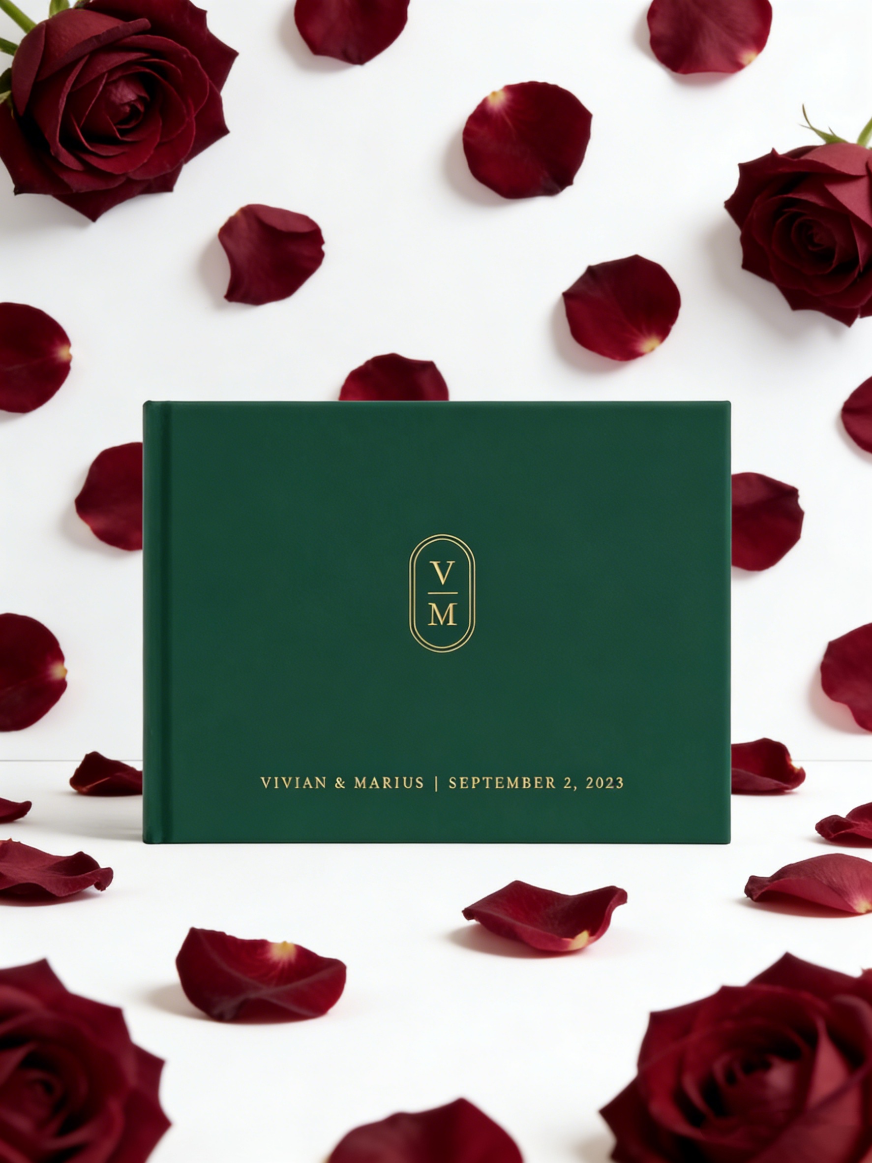 Custom Elegant Wedding Guest B - Custom Photo Book 评论和价格