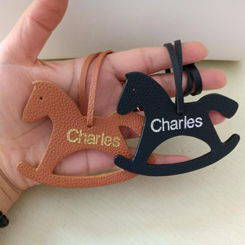 Custom Initial Fashion Horse B - Monogram Keychain Leather 评论和价格